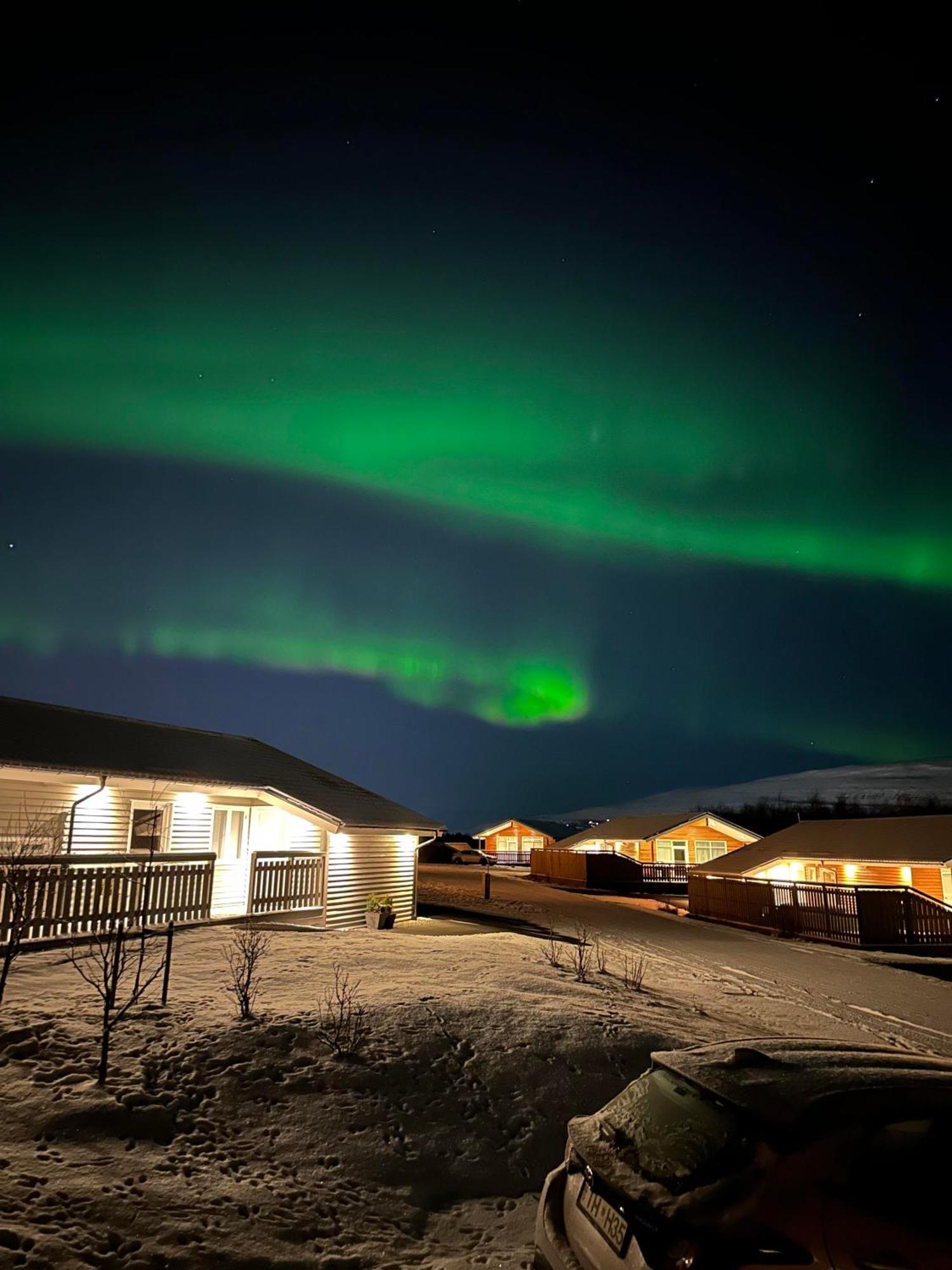 Hotel Kjarnalundur- Aurora Dream - Lodges And Rooms Akureyri Extérieur photo